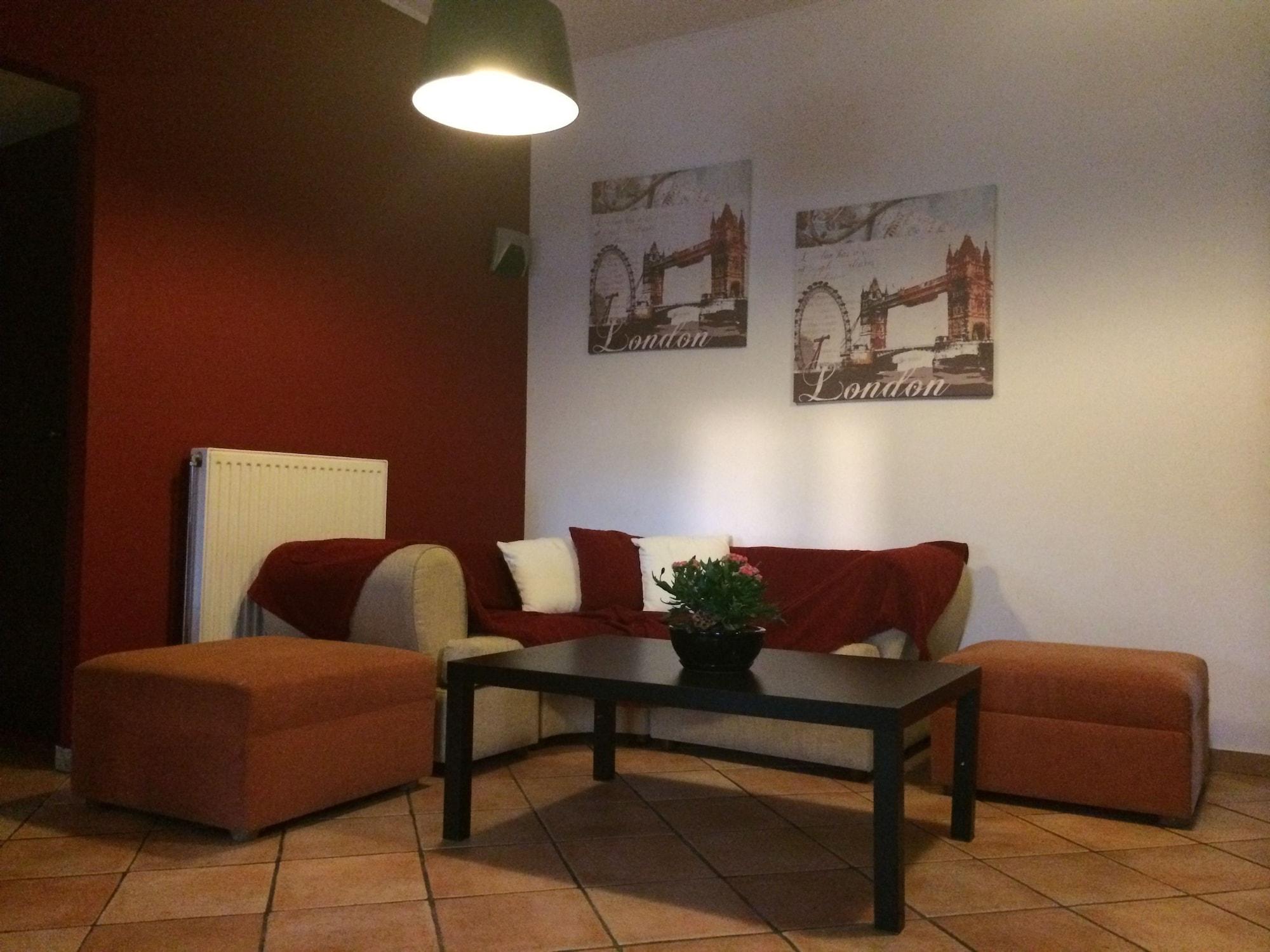 Mc Queen Rooms & Apartments Atenas Exterior foto