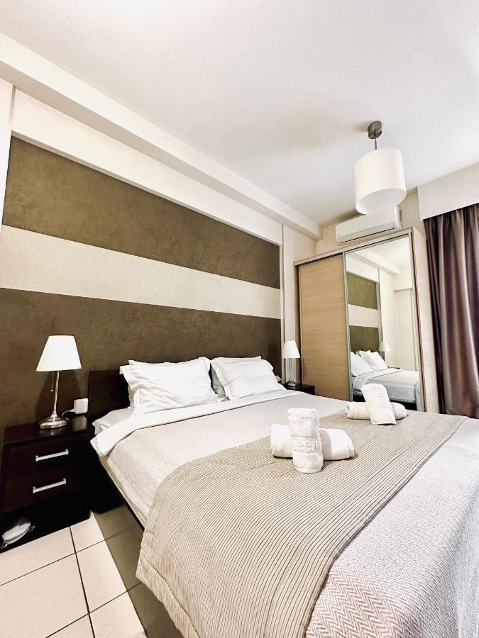Mc Queen Rooms & Apartments Atenas Exterior foto