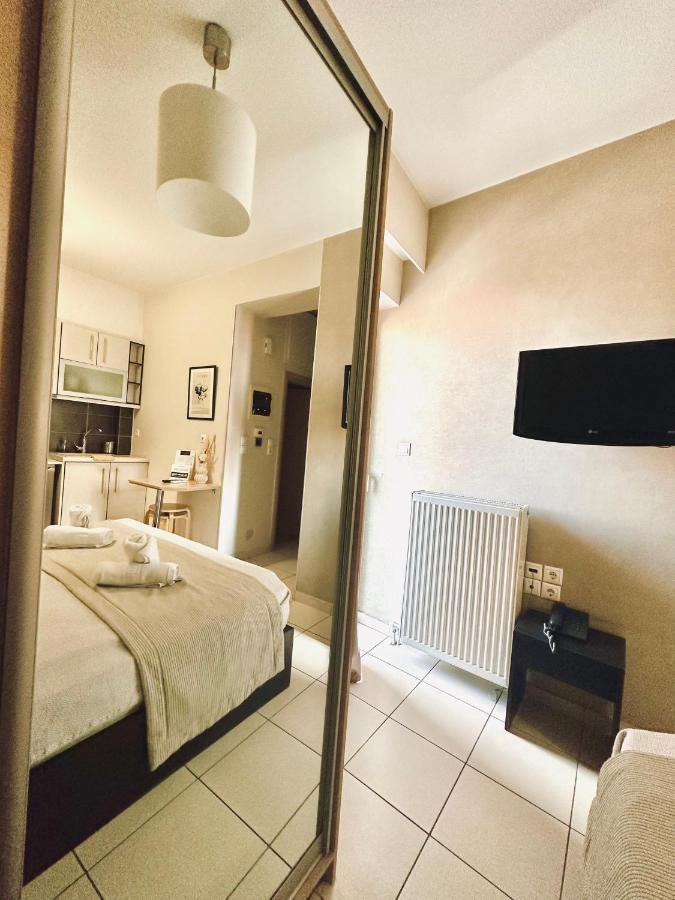 Mc Queen Rooms & Apartments Atenas Exterior foto