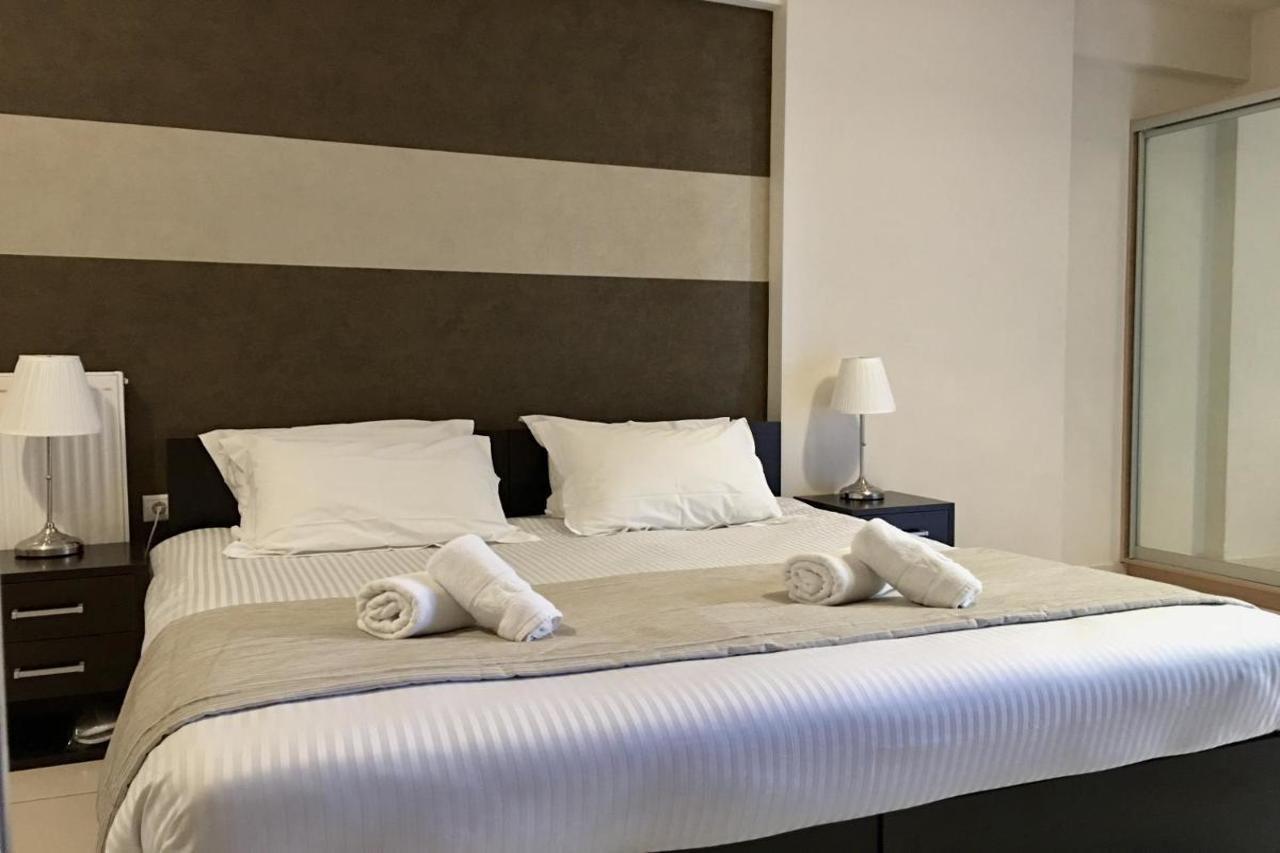 Mc Queen Rooms & Apartments Atenas Exterior foto